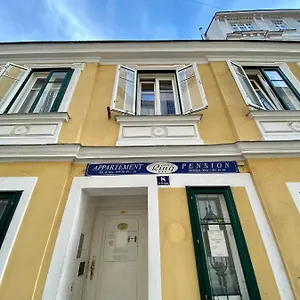 700m Zum Ring Apartment