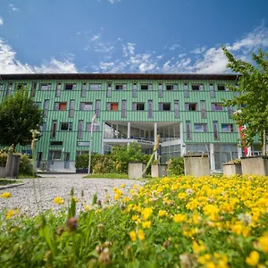 kolpinghaus-salzburg.saalbachhinterglemmhotels.com/