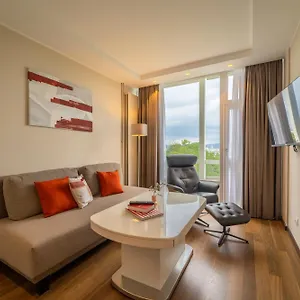 アパート Pakat Residences