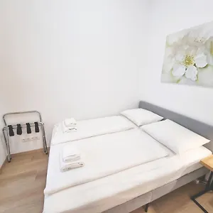 Gal Apartment