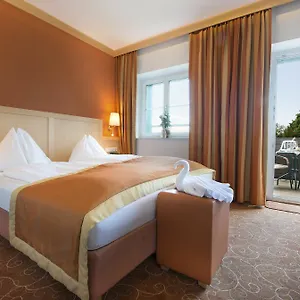 Otel Romantikhotel Gersberg Alm