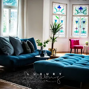 https://luxury-apartment-in-town.salzburghotels.net