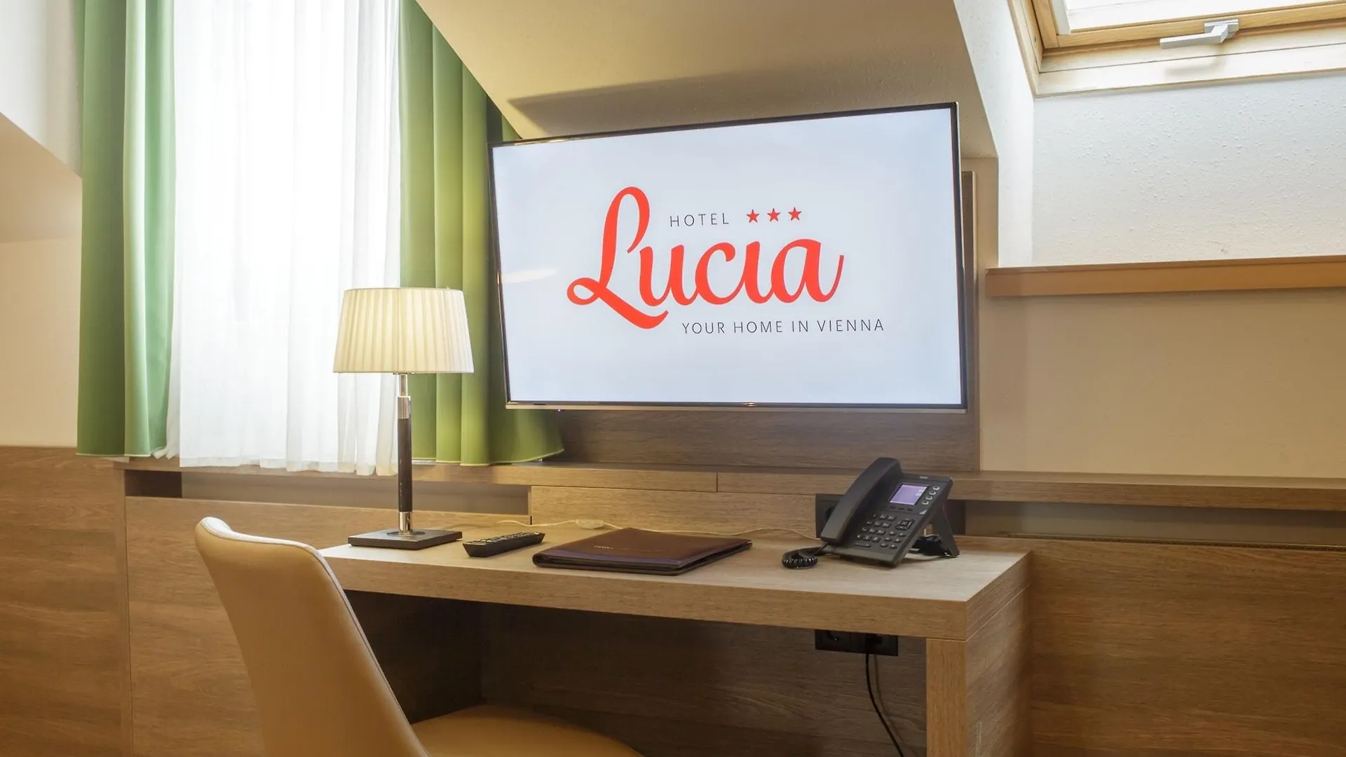 Hotel Lucia Wien 3*,