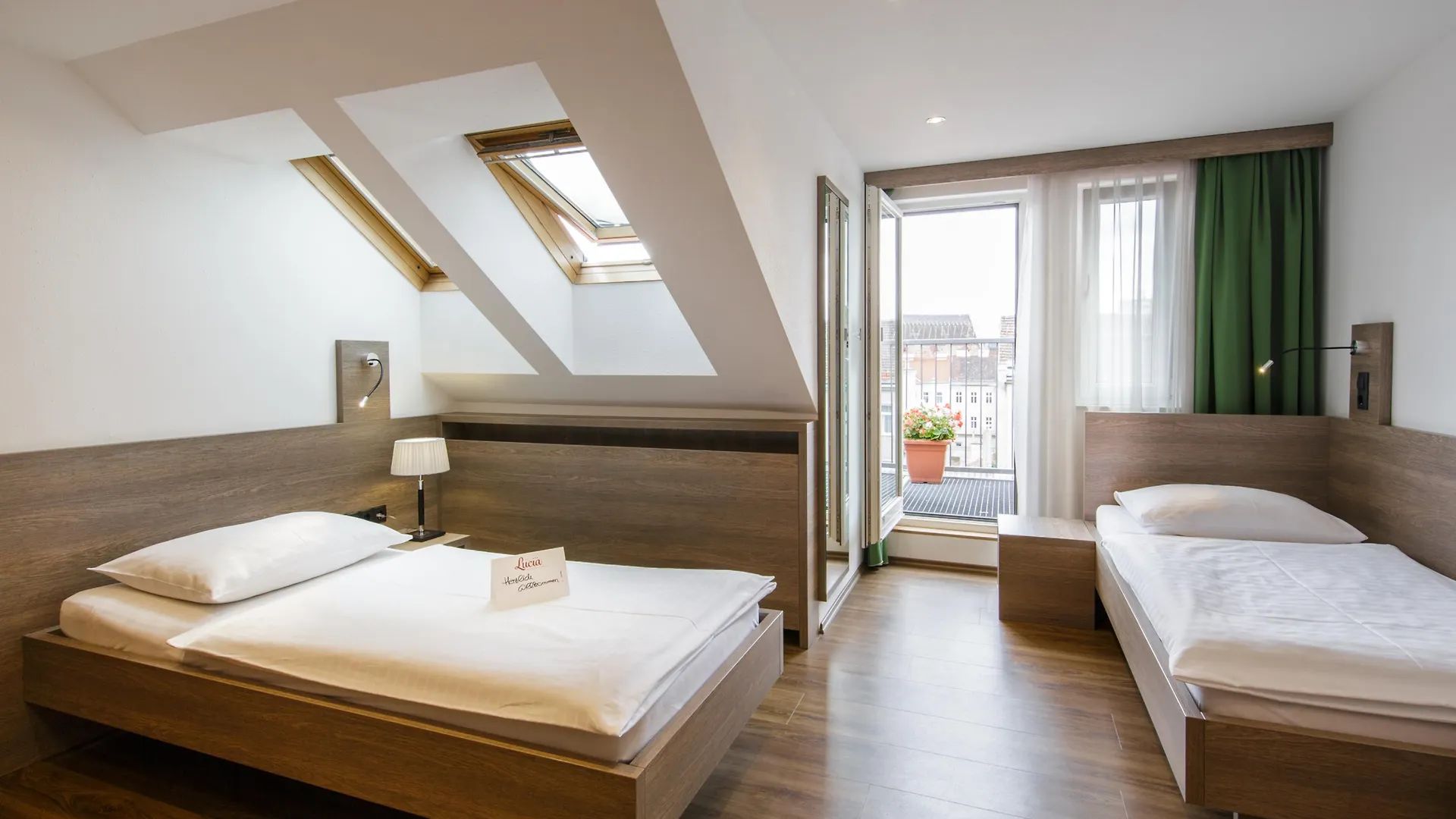 ***  וינה Hotel Lucia אוסטריה