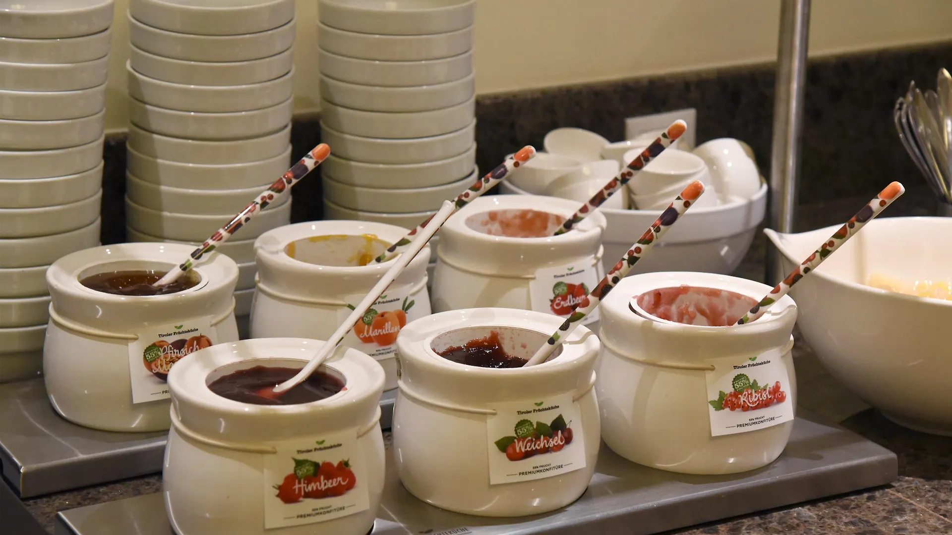 וינה Hotel Lucia