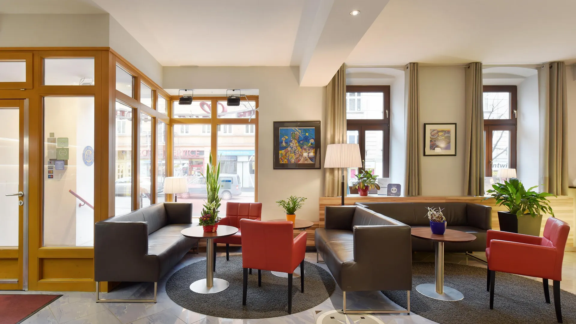 וינה Hotel Lucia 3*,  אוסטריה